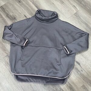 Women’s Medium The North Face Turtleneck Poncho Super Soft Blanket Sweater Coat